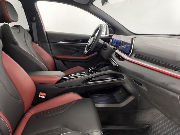 Geely Coolray I Рестайлинг с пробегом 2023 года, цена 2 200 000 рублей, 24422 км, внедорожник, Автокод Объявления