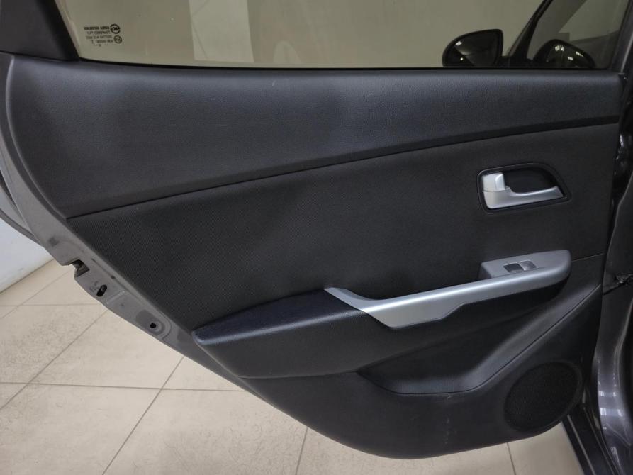 Kia Rio III Альметьевск  - изображение 17