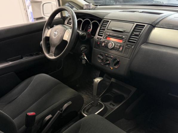 Nissan Tiida I Рестайлинг с пробегом 2013 года, цена 999 001 рубль, 79215 км, хэтчбек, Автокод Объявления