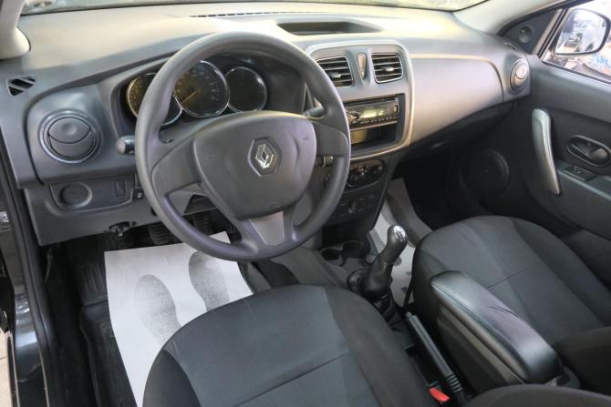 Renault Logan II с пробегом 2016 года, цена 689 000 рублей, 108000 км, седан, Автокод Объявления