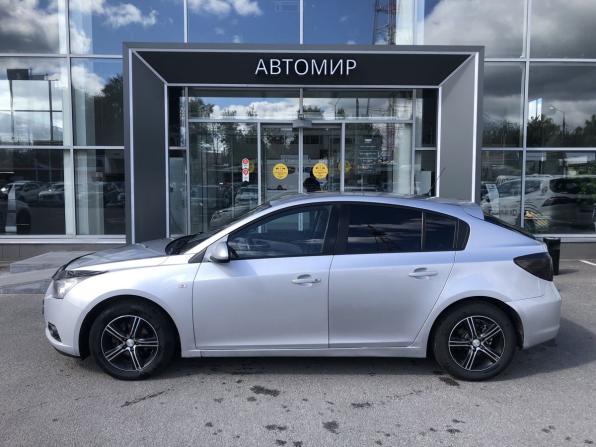 Chevrolet Cruze I Рестайлинг с пробегом 2012 года, цена 660 000 рублей, 221002 км, хэтчбек, Автокод Объявления