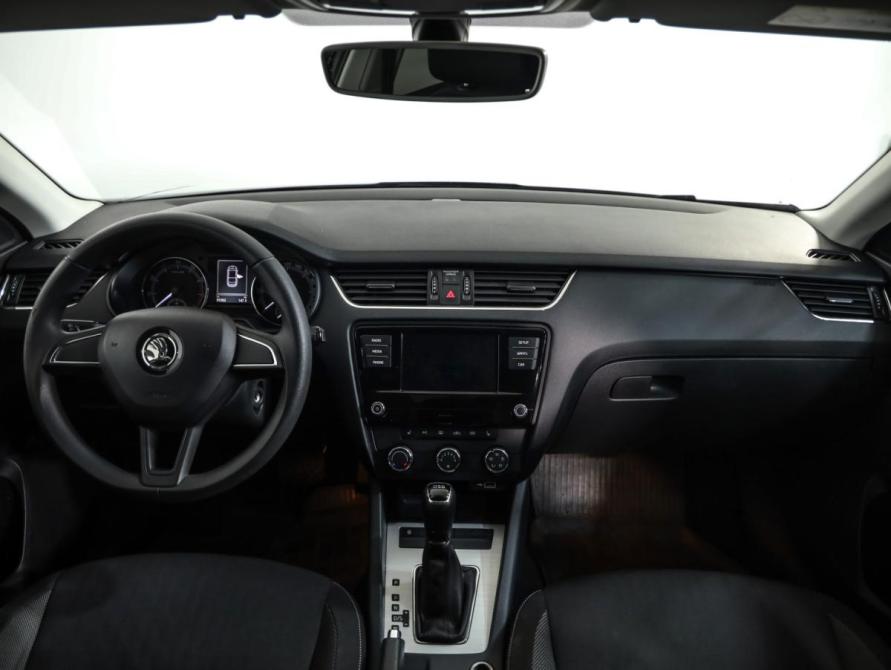 Skoda Octavia III (A7) Рестайлинг Санкт-Петербург  - изображение 9