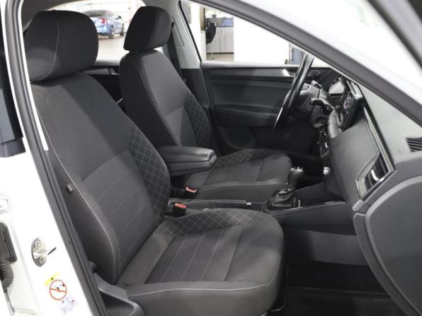 Skoda Rapid II с пробегом 2020 года, цена 1 549 000 рублей, 99065 км, лифтбек, Автокод Объявления