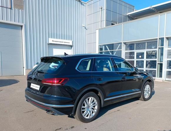 Volkswagen Touareg III с пробегом 2019 года, цена 3 735 000 рублей, 110000 км, внедорожник, Автокод Объявления