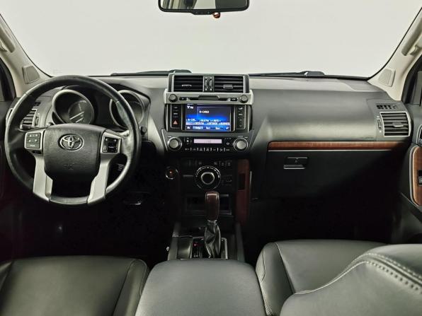 Toyota Land Cruiser Prado 150 Series Рестайлинг 1 с пробегом 2015 года, цена 4 099 000 рублей, 106001 км, внедорожник, Автокод Объявления
