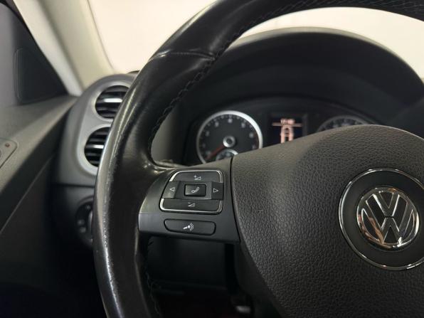 Volkswagen Tiguan I Рестайлинг с пробегом 2012 года, цена 1 329 000 рублей, 260167 км, внедорожник, Автокод Объявления