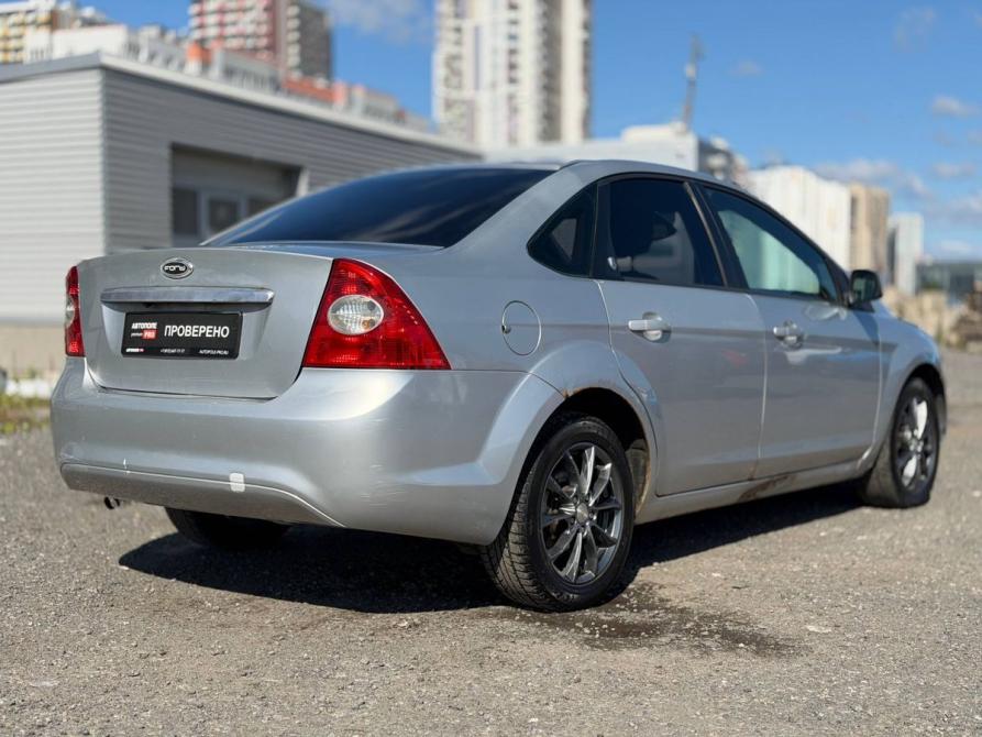 Ford Focus II Рестайлинг Санкт-Петербург  - изображение 3