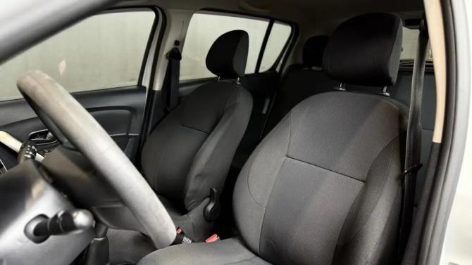 Renault Sandero II с пробегом 2018 года, цена 950 000 рублей, 115213 км, хэтчбек, Автокод Объявления