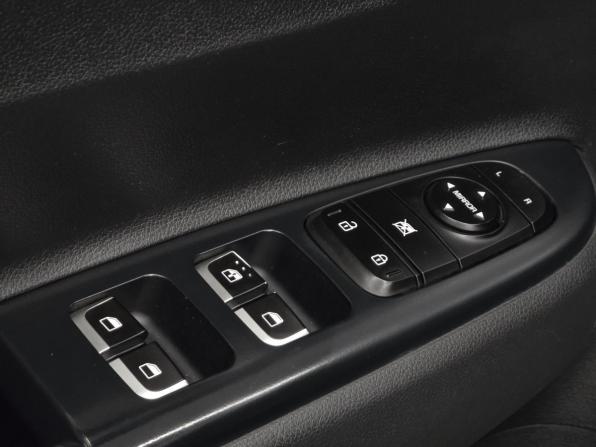 Kia Rio IV с пробегом 2019 года, цена 1 390 000 рублей, 106000 км, седан, Автокод Объявления