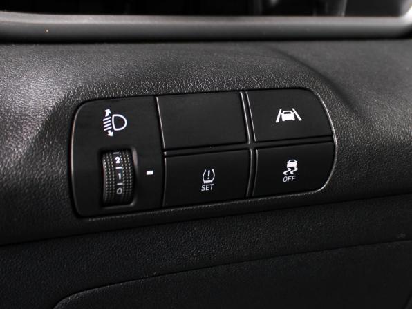 Hyundai Elantra VI (AD) Рестайлинг с пробегом 2021 года, цена 1 990 000 рублей, 64105 км, седан, Автокод Объявления