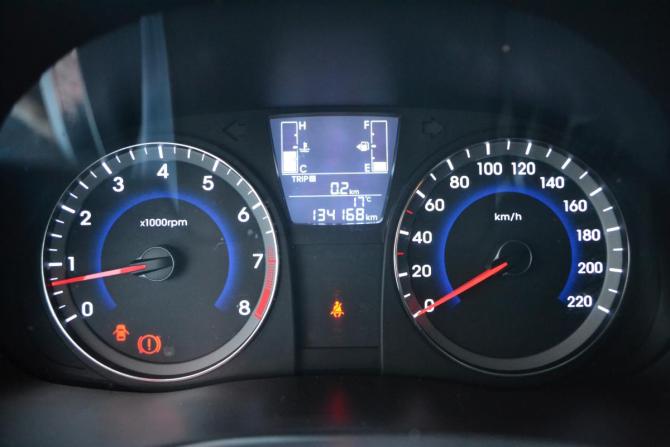 Hyundai Solaris I Рестайлинг с пробегом 2014 года, цена 950 000 рублей, 134166 км, седан, Автокод Объявления