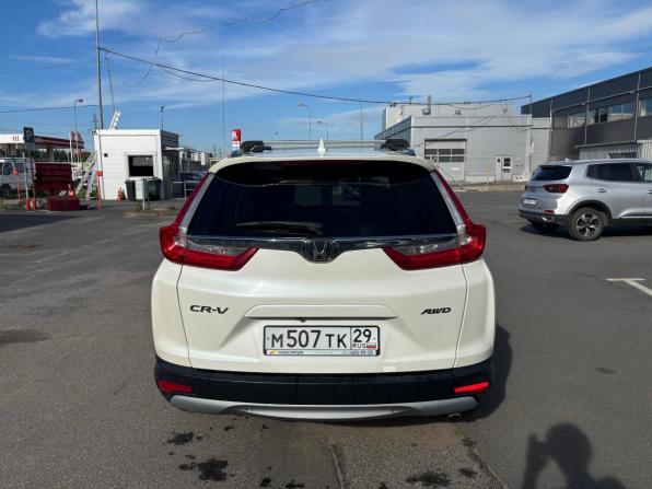 Honda CR-V V с пробегом 2018 года, цена 2 699 000 рублей, 140100 км, внедорожник, Автокод Объявления