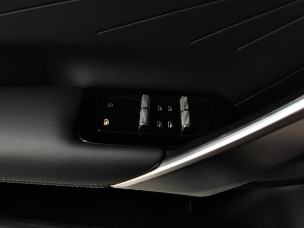 Geely Atlas II с пробегом 2023 года, цена 2 356 000 рублей, 91780 км, внедорожник, Автокод Объявления