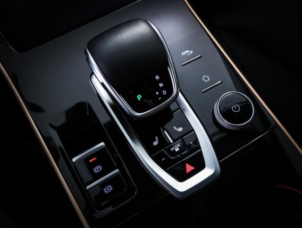 Omoda C5 I с пробегом 2023 года, цена 2 125 000 рублей, 23770 км, внедорожник, Автокод Объявления