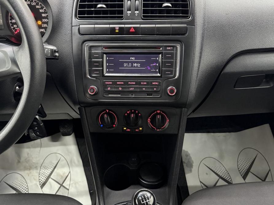 Volkswagen Polo V Рестайлинг Энгельс  - изображение 13