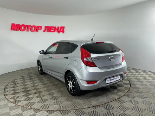 Hyundai Solaris I с пробегом 2012 года, цена 710 000 рублей, 105478 км, хэтчбек, Автокод Объявления