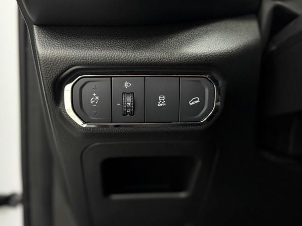 Haval Jolion I с пробегом 2023 года, цена 1 790 000 рублей, 112762 км, внедорожник, Автокод Объявления