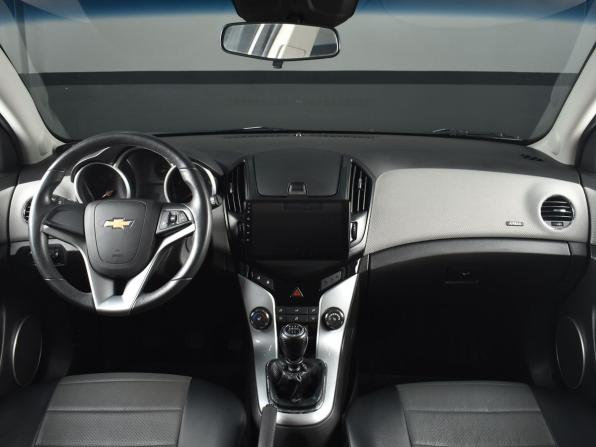 Chevrolet Cruze I Рестайлинг с пробегом 2013 года, цена 994 995 рублей, 84401 км, хэтчбек, Автокод Объявления