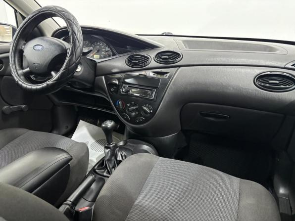 Ford Focus I Рестайлинг с пробегом 2004 года, цена 370 000 рублей, 302660 км, седан, Автокод Объявления
