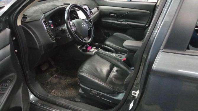 Mitsubishi Outlander III Рестайлинг с пробегом 2014 года, цена 1 380 000 рублей, 181097 км, внедорожник, Автокод Объявления