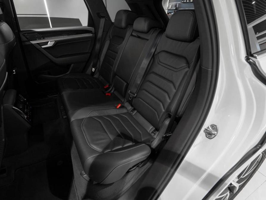 Volkswagen Touareg III Москва  - изображение 12