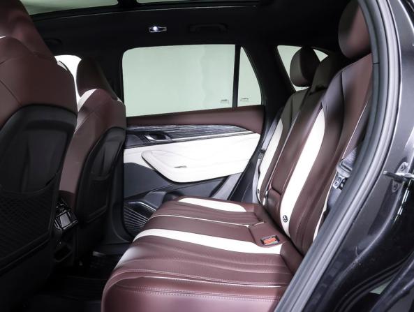 Geely Monjaro I с пробегом 2023 года, цена 3 149 000 рублей, 37568 км, внедорожник, Автокод Объявления