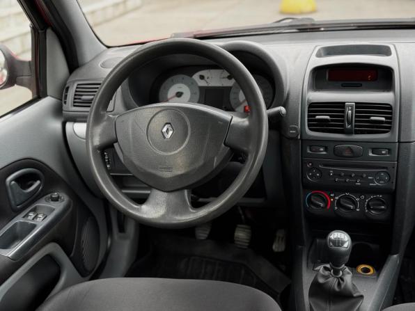 Renault Symbol I Рестайлинг с пробегом 2006 года, цена 279 000 рублей, 164735 км, седан, Автокод Объявления