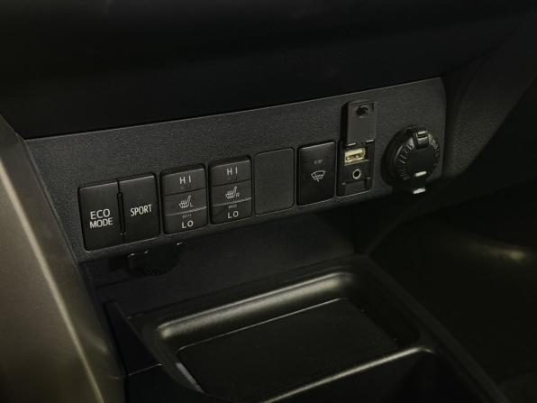 Toyota RAV4 IV (XA40) с пробегом 2014 года, цена 1 890 000 рублей, 117100 км, внедорожник, Автокод Объявления