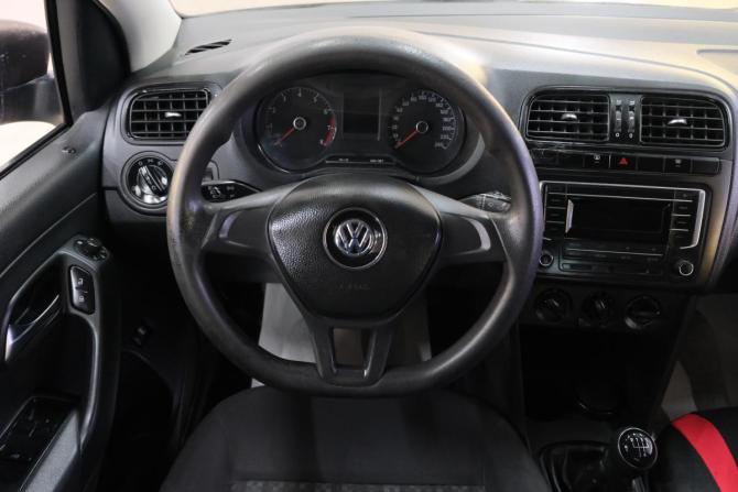 Volkswagen Polo V Рестайлинг с пробегом 2019 года, цена 799 000 рублей, 300217 км, седан, Автокод Объявления
