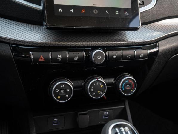 Lada (ВАЗ) Vesta I Рестайлинг (NG) с пробегом 2026 года, цена 1 750 000 рублей, 37 км, седан, Автокод Объявления