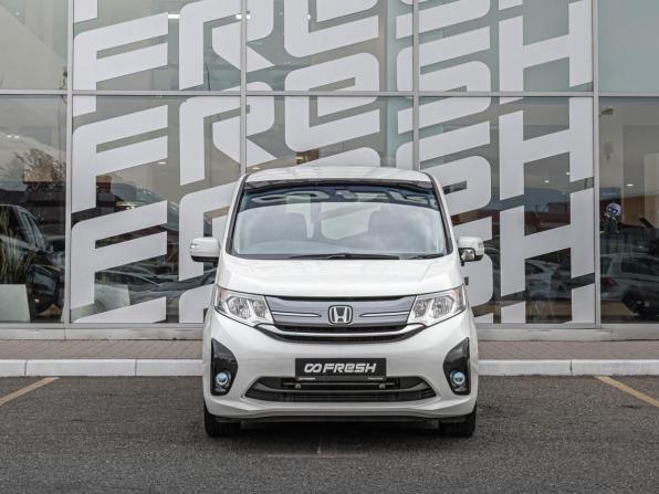 Honda Stepwgn V с пробегом 2015 года, цена 1 819 000 рублей, 111036 км, минивэн, Автокод Объявления