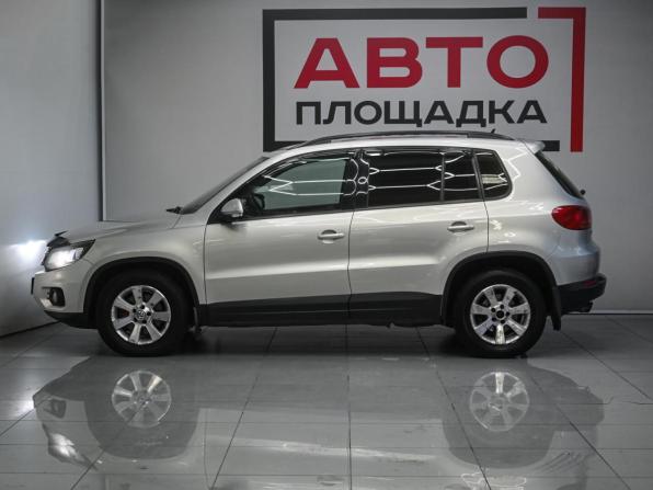 Volkswagen Tiguan I Рестайлинг с пробегом 2012 года, цена 1 219 000 рублей, 384679 км, внедорожник, Автокод Объявления