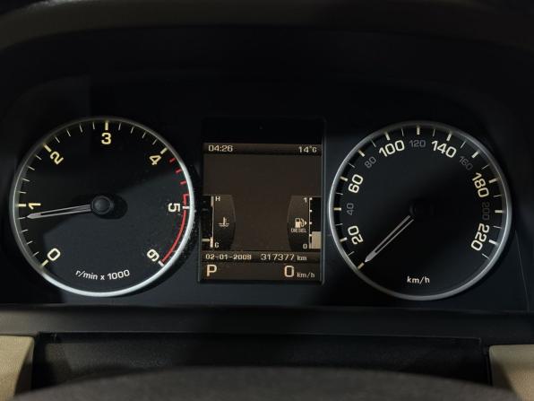 Land Rover Discovery IV с пробегом 2010 года, цена 1 335 000 рублей, 317346 км, внедорожник, Автокод Объявления