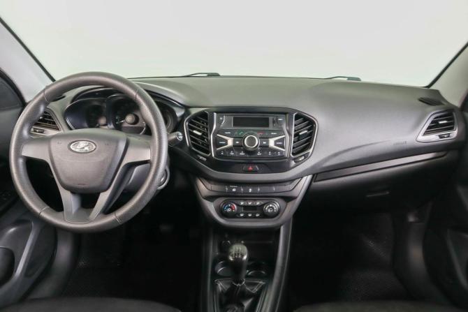 Lada (ВАЗ) Vesta I с пробегом 2017 года, цена 699 000 рублей, 125000 км, седан, Автокод Объявления