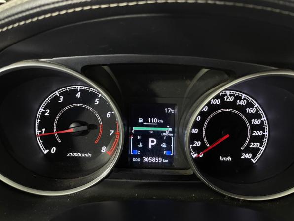Mitsubishi Outlander II Рестайлинг с пробегом 2010 года, цена 1 037 000 рублей, 305859 км, внедорожник, Автокод Объявления