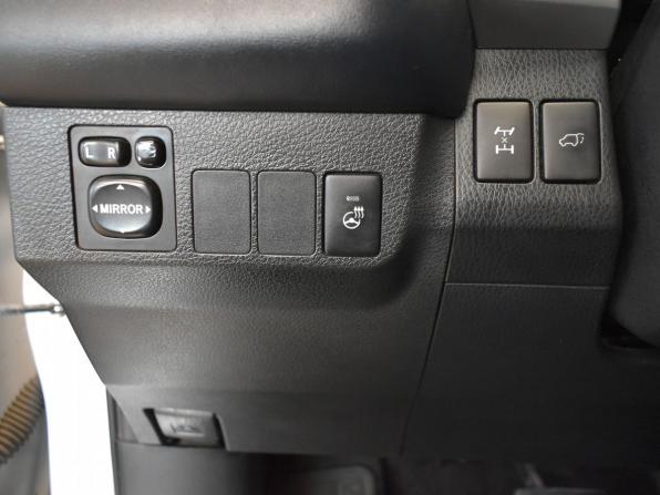Toyota RAV4 IV (XA40) Рестайлинг с пробегом 2018 года, цена 2 435 000 рублей, 155500 км, внедорожник, Автокод Объявления