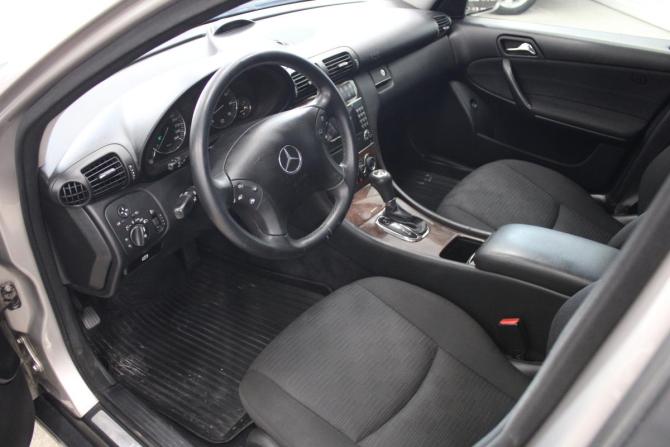 Mercedes-Benz C-Класс II (W203) Рестайлинг с пробегом 2006 года, цена 798 000 рублей, 142000 км, седан, Автокод Объявления