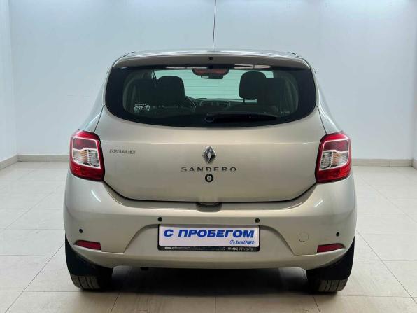 Renault Sandero II с пробегом 2017 года, цена 760 000 рублей, 154481 км, хэтчбек, Автокод Объявления