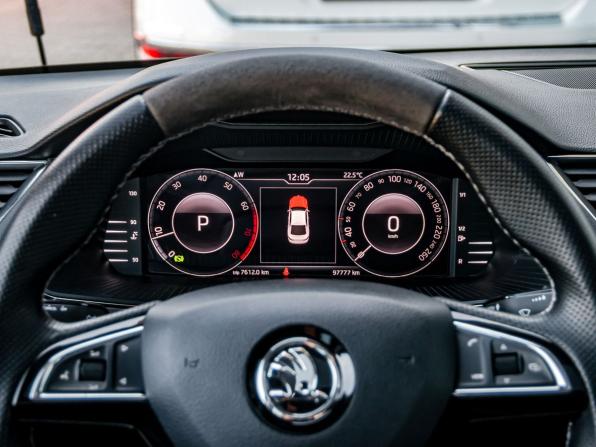 Skoda Superb III Рестайлинг с пробегом 2020 года, цена 2 900 000 рублей, 97777 км, лифтбек, Автокод Объявления