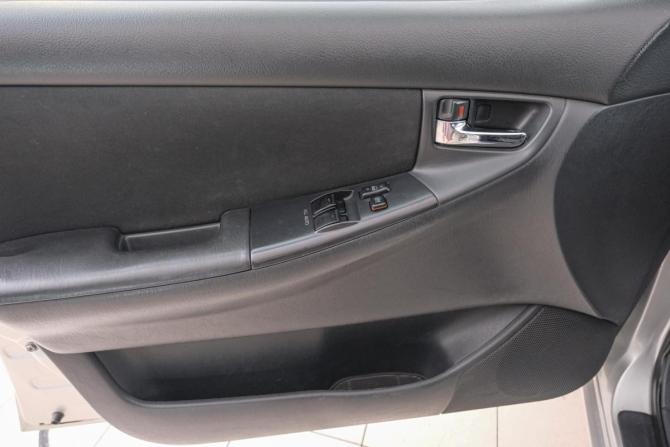Toyota Corolla IX (E120 E130) Рестайлинг с пробегом 2006 года, цена 799 000 рублей, 233000 км, хэтчбек, Автокод Объявления