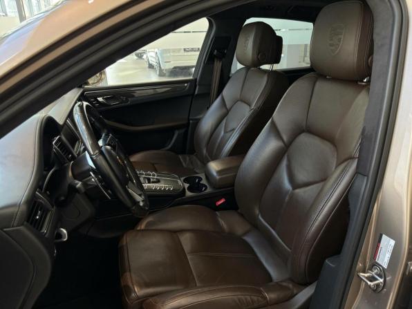 Porsche Macan I с пробегом 2015 года, цена 3 349 000 рублей, 107590 км, внедорожник, Автокод Объявления
