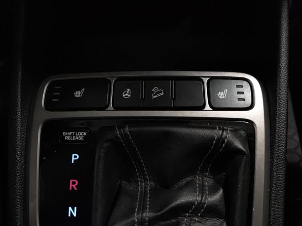 Hyundai Creta I с пробегом 2017 года, цена 1 599 000 рублей, 115501 км, внедорожник, Автокод Объявления