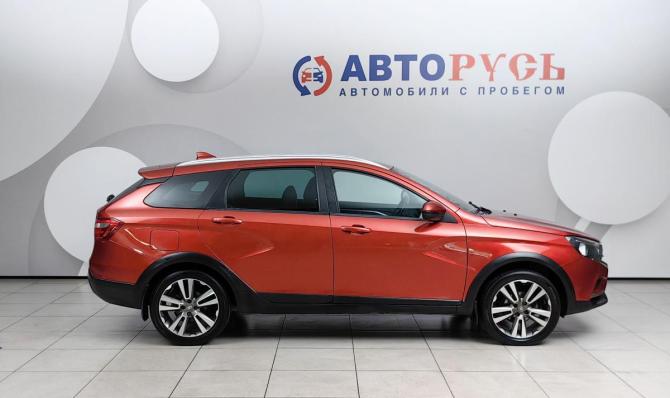 Lada (ВАЗ) Vesta I с пробегом 2018 года, цена 1 095 000 рублей, 77000 км, универсал, Автокод Объявления