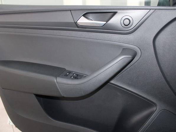 Volkswagen Polo VI с пробегом 2022 года, цена 1 649 900 рублей, 105840 км, лифтбек, Автокод Объявления
