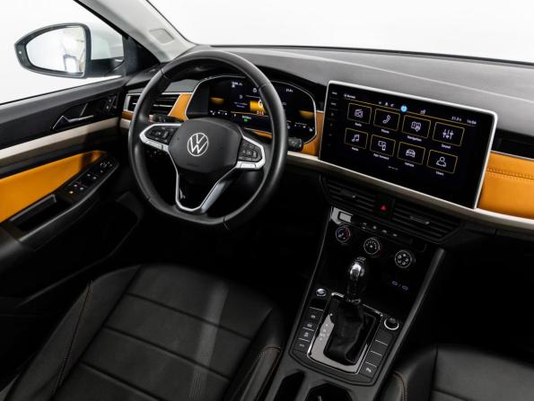 Volkswagen Bora IV (China Market) Рестайлинг с пробегом 2024 года, цена 2 099 000 рублей, 34135 км, седан, Автокод Объявления