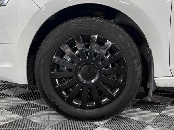 Skoda Rapid I с пробегом 2017 года, цена 956 000 рублей, 119658 км, лифтбек, Автокод Объявления