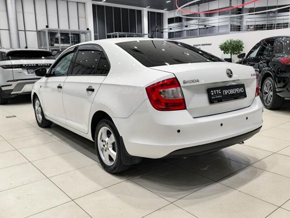 Skoda Rapid I с пробегом 2016 года, цена 1 080 000 рублей, 89386 км, лифтбек, Автокод Объявления