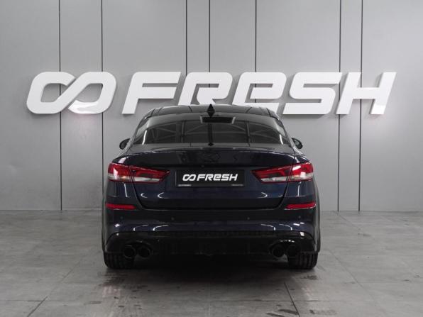 Kia Optima IV Рестайлинг с пробегом 2019 года, цена 1 999 000 рублей, 111443 км, седан, Автокод Объявления