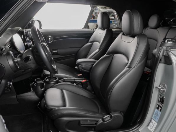 Mini Cabrio III Рестайлинг 2 с пробегом 2021 года, цена 3 200 000 рублей, 31120 км, кабриолет, Автокод Объявления