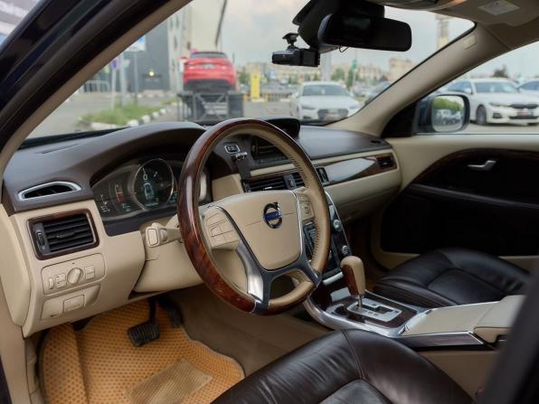 Volvo XC70 II с пробегом 2011 года, цена 1 248 000 рублей, 306390 км, универсал, Автокод Объявления